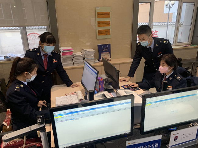 以老带新传帮带 以新促老共成长1.png