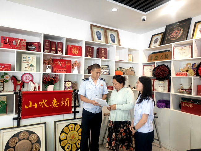 7-21 20260723（外+内）娄烦县税务：靠前服务添力 风险防范护航 助非遗工坊行稳致远_副本.jpg