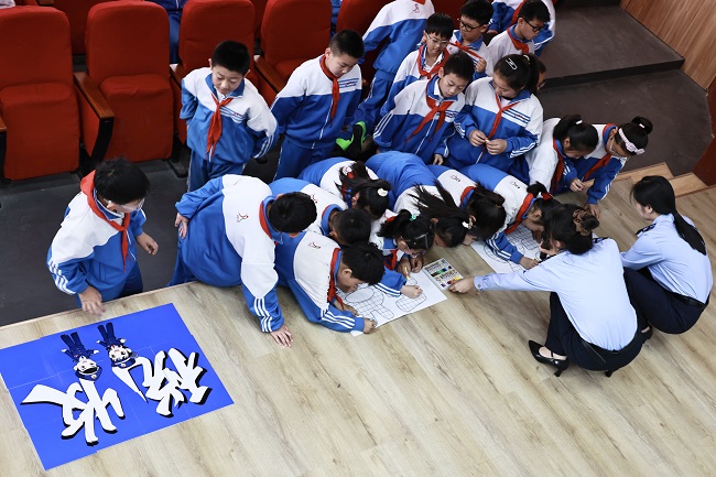 运城新绛税务：“普法润苗助成长”走进校园