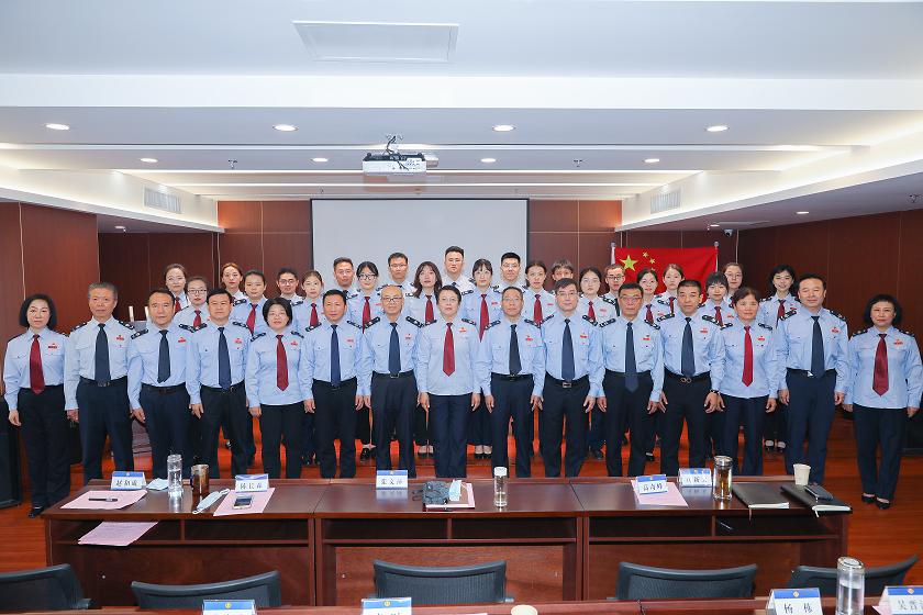 迎新人砥砺奋进开新篇综改区税务局召开2022年新招录公务员入职仪式